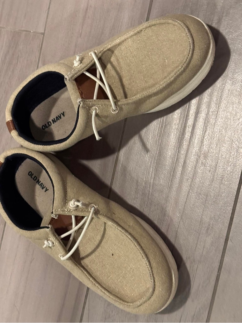 Old Navy Boys Beige Canvas Slip-On Sneakers size 6Y - Picture 6 of 7